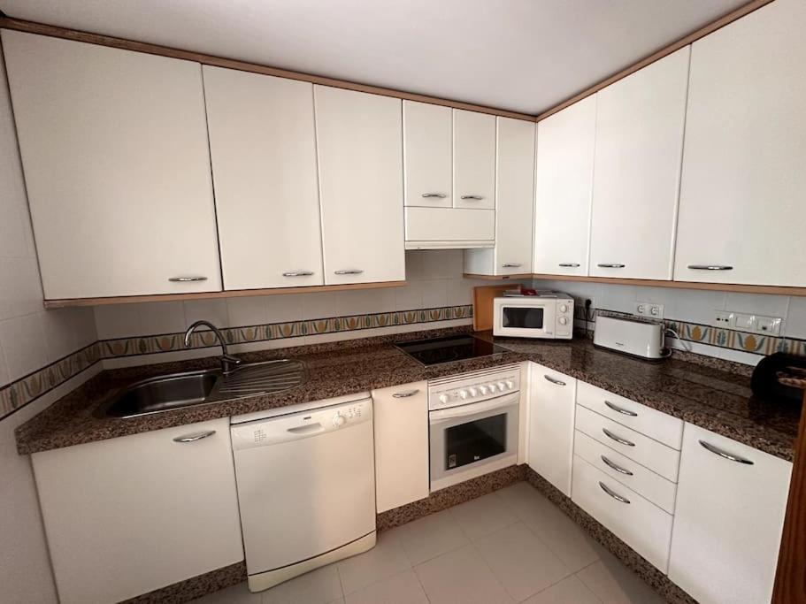 Costalita Beach Apartamento En Estepona Exterior photo